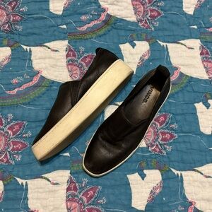Vince Black Leather Slip-On Sneakers
